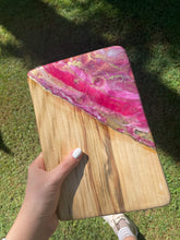 Load image into Gallery viewer, Raw Timber Cheeseboards