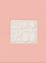 Load image into Gallery viewer, Resin Earring Making Kit