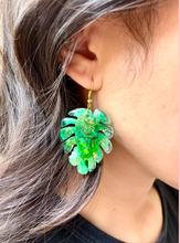 Load image into Gallery viewer, Resin Earring Making Kit
