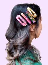 Load image into Gallery viewer, Resin Hairclip Making Kit
